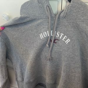 womans grey hollister sweatshirt